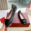 New Collection Ballet Mary Jane Single Shoes Square Buckle Womens Patent Leather Rhinestone Buckle Square Head Shallow Flat Ballet Top Quality Bright College Style