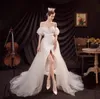 Abiti da sposa hi-lo in tulle con scollo a cuore Abito da sposa con strascico di corte con fiocco