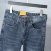 Herren-Designer-Jeans der Marke Lila, Herren-Damen-Jeans, hochwertiger gestickter Schriftzug, metallischer Schriftzug, violette Jeans, Jeans für Herren