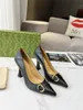 2 Kvinnors svarta metalliska patentläder Peep Toe Stiletto Pumps skor med låda