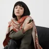 2024年秋と冬のファッションカシミア女性の新しいファッション用途のショールロングウォームスカーフ