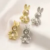 Очаровательные дизайнерские классические серьги-гвоздики с медным покрытием в виде маленького кролика, серьги-гвоздики в форме милых маленьких животных с гравировкой букв, 5NGC