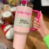 US Stock Cosmo Pink Tumblers Target Red Parade Flamingo Cups H2.0 40 oz kopp med handtag Straw Coffee Water -flaskor med X -kopia med logotyp 40oz Valentine's Day -gåvor