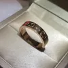 2021 Nuova coppia di anelli a fascia in oro rosa platino tre colori disponibili moda festa matrimonio gioielli semplici unisex171V