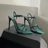 Zapatos de vestir de diseñador Sandalias Clara de 11 cm en satén crepé Sandalia puntiaguda Correa entrelazada Tacones de aguja ajustables en el tobillo Noche de fiesta de bodas de lujo