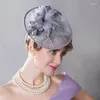 Basker brittiska damer hatt för bröllopsgrå fest formell fascinator cocktail hattar kvinnor klär chapeau fedora sombreros invierno