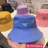 Designer Ball Caps Chapéu de versão coreana, versão alta feminina, chapéu de pescador rosa da família P, Yang Mi, mesmo estilo Instagram triângulo invertido chapéu de viseira de sol EHL8