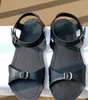 고급 하드 제품 플랫 신발 여성의 여름 스냅 오픈 발가락 샌들