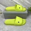 Designer Fashion Slip Sliders Paris Slides Sandals tofflor för män Kvinnor Het unisex Pool Beach Flip Flops Storlek 35-46