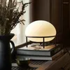 Lampade da tavolo Moderne Semplici in vetro smerigliato chiaro per camera da letto Soggiorno Lampada da comodino Decorazioni per la casa Scrivania E27 in stile giapponese