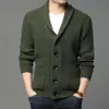 Cardigan vert armée pour hommes, pull boutonné, manteau tricoté, épais et chaud, décontracté, solide, Streetwear, vêtements de mode pour hommes, automne hiver 240104