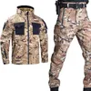 Gym Kleidung Männer US Army Military Hosen Winter Taktische Anzüge SoftShell Jacken Mann Wasserdichte Wandern Camping Fleece Jacke