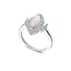 Anelli a grappolo S925 Argento bianco opale Anello da donna ovale Anello femminile con zircone lucido Design placcato platino Gioielli di lusso Regalo Lady Party