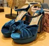 Designers Top Quality Heels Velvet Sandals Silk Satin Heels Womens Velvets Bow Shoes Rhinestone Crystal Ball Embellishment Heeled Shoes Platform Sandal