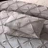 Housse de couette de luxe solide et confortable, 23 pièces, linge de lit pour adulte, taie d'oreiller blanche et grise, ensemble de couette Queen King, 240109