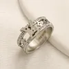 Bague en acier titane pour femme, à la mode et minimaliste, en or 18 carats, avec lettres unies plaquées argent