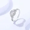 Clusterringen Gedraaide arm Moissanite ring Dames 925 sterling zilver Europese en Amerikaanse mode Elegant voorstel Valentijnsdag cadeau