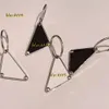 Stud Men Metal Triângulo Dangle Earing Stud Moda Jóias Aço Inoxidável Brincos Senhora Moda Ohringe Simples Carta Clipe em Brincos de Designer Retro 2024