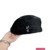 Designer Ball Caps Y Familys 23 HerfstWinter Nieuwe Letter Konijnenhaar Baret Modieus Zoet Licht Luxe Stijl Schildershoed Toont een klein gezicht en een hoog gevoelsniveau ES