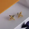 Avec boîte boucles d'oreilles de créateurs pour femmes senior classique vieille fleur lettre boucles d'oreilles nouvelle bague d'oreille 18 carats or argent luxe flash mens earloop