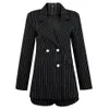 Kylie Stripe Blazer Set Black Pinstripe Jacket Plunge V Neck Pearl Embelled and High midjeshorts Tvådelad kostym 240108