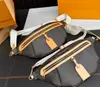 Famous Designers Chest bag Luxurys Shoulder Bags Bumbag Fanny Pack Genuine