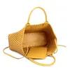 Jodie Bottegaavenetas Bag Woven Women's Bag Tote Big 2024ハンドヘルドワンショルダーライトラグジュアリー大容量野菜バスケットレッド