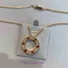 Collier de créateur de pneus de voiture de mode coeur or haute édition Full Sky Star Big Cake collier pour femmes plaqué avec 18K Rose Advanced Light avec boîte d'origine