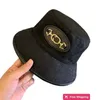 Designer Ball Caps G-Letter Metal Buckle Chain Vintage Korean Fisherman Hat British Style Man and Female Sun Visor Hat 8T37