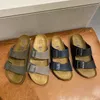 2024 novos chinelos sandália verão bk sapato casual tazz pele camurça chinelo cortiça designer de luxo bostons mule flat clog sliders 47 cor mens mulheres plataforma slide tamancos caixa