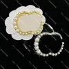 Broches de pérola elegantes, letras grandes, broches de aço dourado, selos, camisa, terno, casaco, decoração, atacado