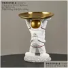 Objets décoratifs Figurines Creative Astronaut Statue Plateau de rangement Nordic Home Decor Bureau Figurine Salon Table Clé 220518 Drop Ot1Xi