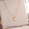 Modebildäcks designer halsband hjärta 18k guld talisman hänge för kvinnor rosröd agat vit fritillaria ljus lyx Instagram med originallåda