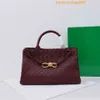 Botteg Venetas Andiamo Bag Intrecciato Leather Tote Bags Lao Qian Feng 23 New Andiamo Woven Bag Tote Bag Shopping Bag Bow Tie Genuine Leather One Shoulder Handhel HBEU