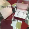 Neues quadratisches Rot für Uhrenbox, Uhrenheft, Kartenanhänger und Papiere in englischer Uhrenbox. Originale innere äußere Herrenarmbanduhr box234z