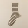 Chaussettes rayées pour femmes, mode automne, couleurs mélangées, Simple, Style japonais, coton, décontracté, respirant, confortable