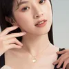 Pendanthalsband imitation Hetian Jade Moon Gild Halsband 2024 Kinesisk Zodiac Hare Animal Ovorship Gift Girl