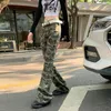 Jeans High Waisted Camo Cargo Pants Women Green Jeans New Vintage American Style Flared Pants Streetwear Loose Wide Leg Denim Trousers