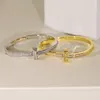 Bracciale a 3 colori Braccialetti placcati in oro 18k Catena con alfabeto a forma di U Bracciale di lusso Catene con alfabeto Braccialetti versatili Regalo di San Valentino Set di gioielli romantici Regalo