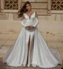 Abiti da sposa a sirena con perle di moda Abiti da sposa con paillettes Treno staccabile Manica lunga Spacco laterale Sweep Train Vestido De Novia