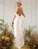 Mantel kvinnor eleganta bröllopsklänningar 2024 Big Bow Backless Axless Simple Satin Pageant Bridal Growns Robe de Soiree Yd