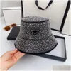 Large Brim Chapeaux Seau Femmes Designer De Luxe Chapeau D'été Vacances Voyage Rencontres Diamant D'eau Incrusté Triangle Lettres En Métal Goutte De Dhv3K