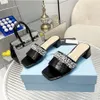 Luxe slides dikke pantoffels platform hoge hakken sandalen beroemde ontwerper Dames plat strand zomer echt leer strass mode feestschoenen muilezels C0109