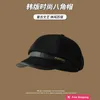 Дизайнерские бейсболки Осень и зима Новая шляпа художника Британская и корейская универсальная восьмиугольная шляпа с кожаным краем с минимальными буквами Высококачественная маленькая ароматная ветровая шляпа 5TVX