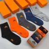 Sock Multicolor Fashion Designer Mens Socks Women Men High Quality Cotton All-Match Classic Ankle Breattable Mixing Football Basketball Socks One Box med 5 par