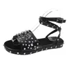 Sandalen Dames Zomer Klinknagel Punk Schoenen Enkelbandje Vrouwelijke Dames Flats Gesp Bling Dames Slippers