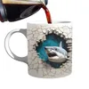 Canecas 3D Tubarão Xícara de Café Canecas Bonitos Canecas de Cerâmica Com 3D Plano Pintado Design Novidade Decoração de Tubarão 11oz Para Café Leite Chá YQ240109