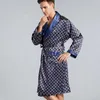 Luxe mannen Zijdeachtig Satijn Kimono Robe 5XL Lange Mouw Nachtkleding Badjas Oversized Satijnen Nachtjapon Zomer Thuis Kleding 240109