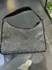 Män lyxig designer hobo strass kristall diamant underarm väska kvinnor diamant handväska handväska axelväskor triangel crossbody mode svart armhåla kopplingspåsar