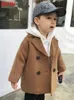 Winterrasterjassen Jongensmeisjes Wollen Double-Breasted Babyjongen Trenchcoat Revers Herfst Kinderbovenkleding Jassen Lente Wollen Overjas 240108